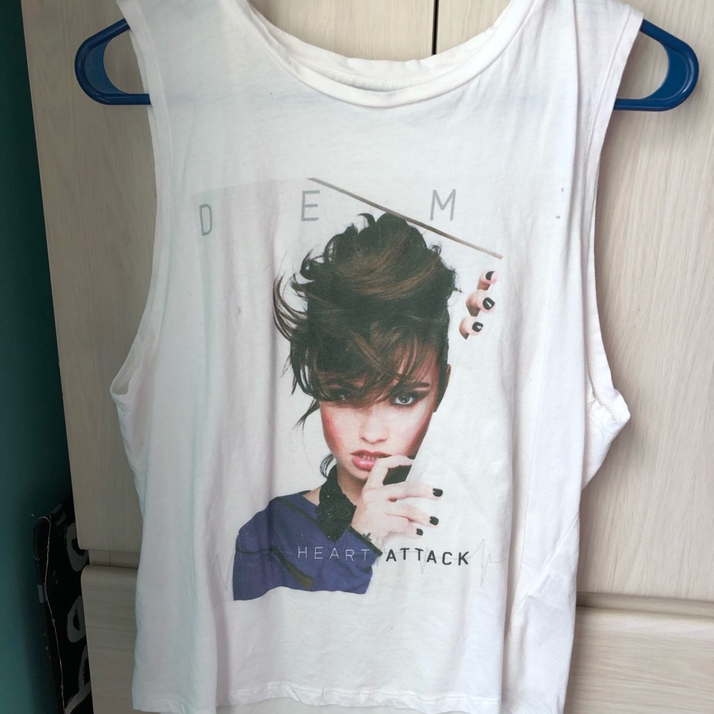 Demi Lovato tank top